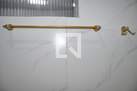 Banheiro de casa para alugar com 1 quarto, 48m² em Cachambi, Rio de Janeiro