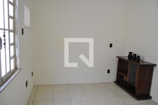 Quarto de casa para alugar com 1 quarto, 48m² em Cachambi, Rio de Janeiro