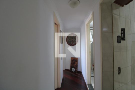 Corredor de apartamento à venda com 2 quartos, 55m² em Vila Constança, São Paulo