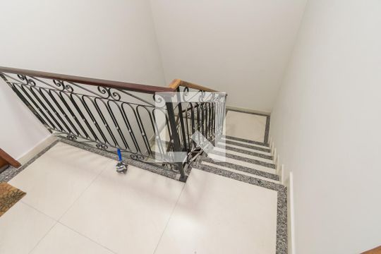 Área comum - Escadas de apartamento para alugar com 2 quartos, 55m² em Penha, Rio de Janeiro