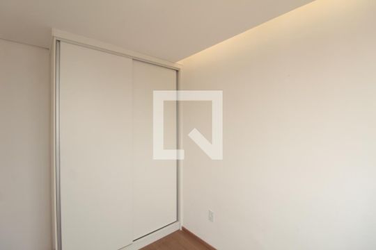 Quarto 1 de apartamento para alugar com 2 quartos, 49m² em Mantiqueira, Belo Horizonte