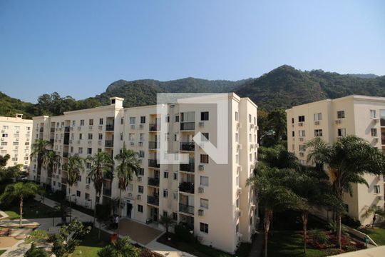 Sala - Vista de apartamento à venda com 3 quartos, 72m² em Jacarepaguá, Rio de Janeiro
