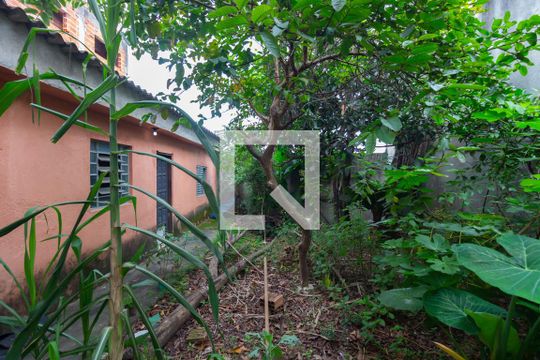 Quintal de casa à venda com 3 quartos, 250m² em Jardim Marabá, São Paulo