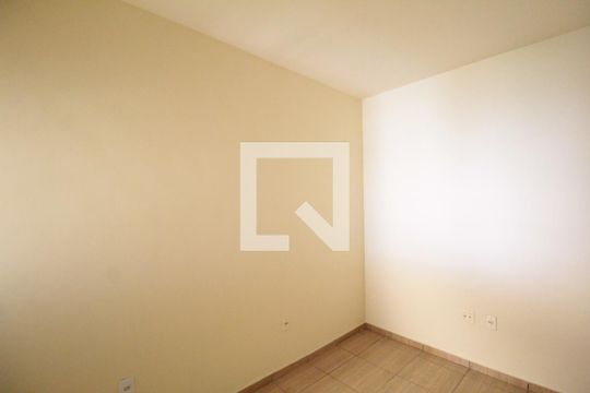 Quarto 1 de casa para alugar com 2 quartos, 60m² em Katia , Belo Horizonte