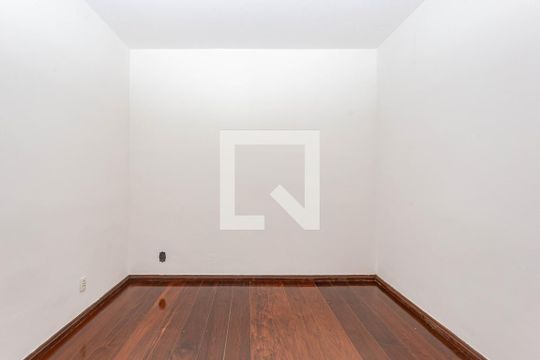 Suite de casa à venda com 3 quartos, 320m² em Aclimação, São Paulo