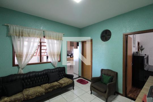 Hall dos Quartos de casa à venda com 3 quartos, 360m² em Providência, Belo Horizonte