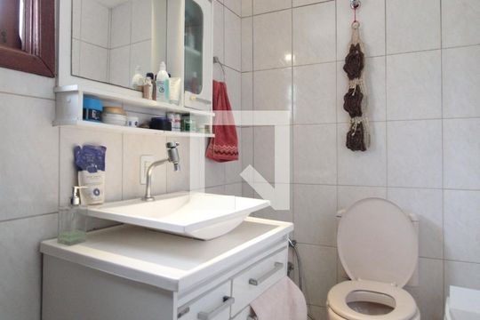 Banheiro da Suite de casa à venda com 3 quartos, 360m² em Providência, Belo Horizonte