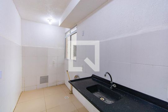 Cozinha de apartamento à venda com 2 quartos, 44m² em Mato Grande, Canoas