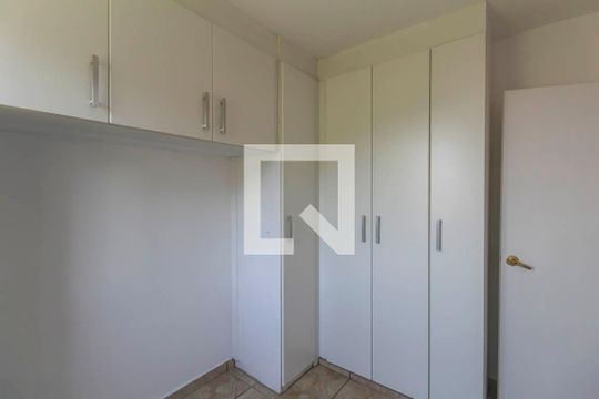 Quarto de apartamento para alugar com 2 quartos, 46m² em Jardim Santa Terezinha (zona Leste), São Paulo