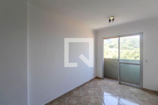 Sala de apartamento para alugar com 2 quartos, 46m² em Jardim Santa Terezinha (zona Leste), São Paulo