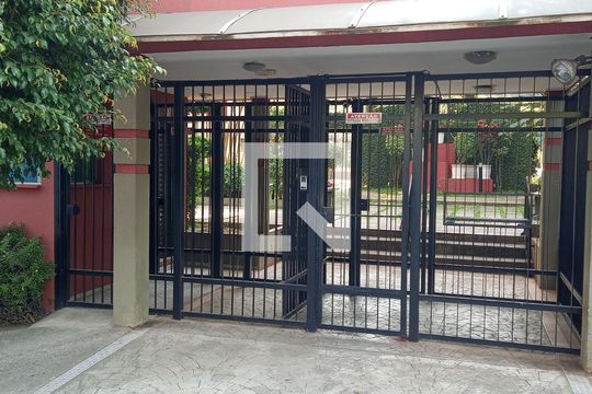 Fachada de apartamento para alugar com 2 quartos, 46m² em Jardim Santa Terezinha (zona Leste), São Paulo