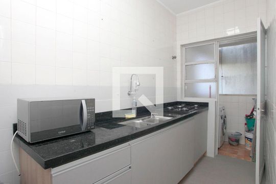 Cozinha + Área de Serviço de apartamento à venda com 1 quarto, 60m² em Centro Histórico, Porto Alegre