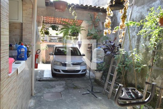 Garagem de casa de condomínio à venda com 4 quartos, 96m² em Tanque, Rio de Janeiro