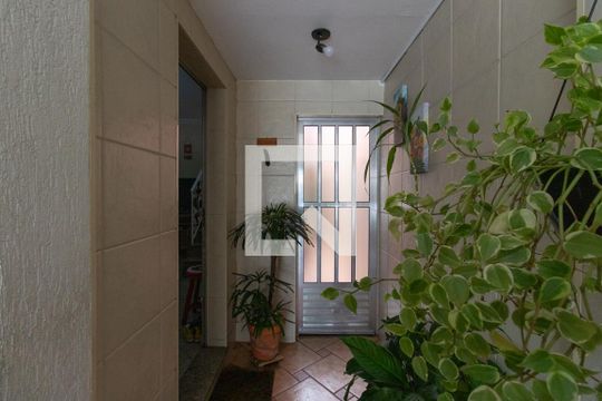Hall de casa à venda com 3 quartos, 123m² em Vila Gustavo, São Paulo