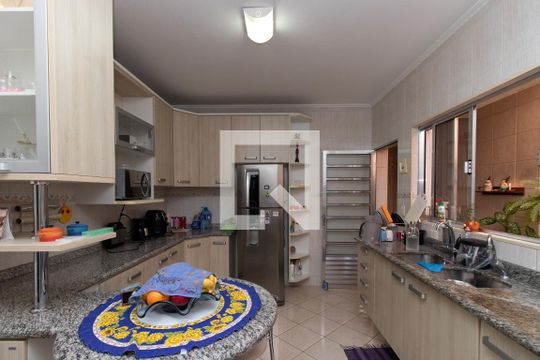 Cozinha de casa à venda com 3 quartos, 123m² em Vila Gustavo, São Paulo