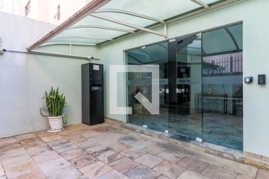 Área comum de apartamento para alugar com 1 quarto, 45m² em Santo Amaro, São Paulo