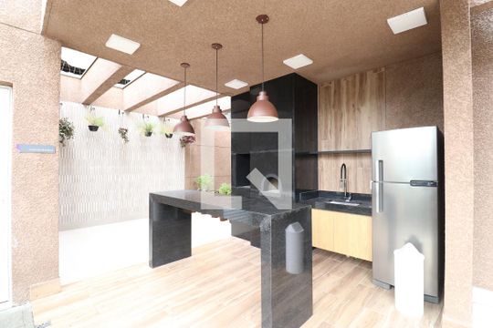 Área comum - Churrasqueira de apartamento para alugar com 2 quartos, 34m² em Lapa de Baixo, São Paulo