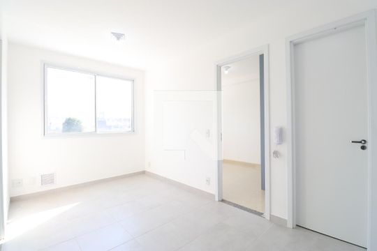 Apartamento para alugar com 2 quartos, 34m² em Lapa de Baixo, São Paulo