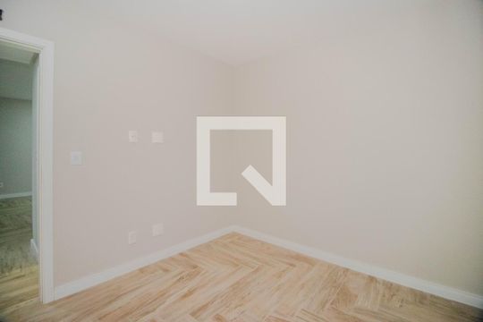 Quarto 1 de apartamento para alugar com 2 quartos, 64m² em Higienópolis, Porto Alegre