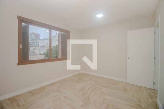 Quarto 2 de apartamento para alugar com 2 quartos, 64m² em Higienópolis, Porto Alegre