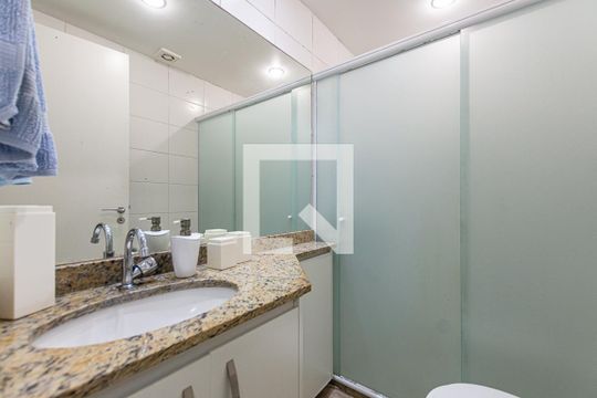 Banheiro da Suíte de apartamento à venda com 2 quartos, 81m² em Pe Pequeno, Niterói