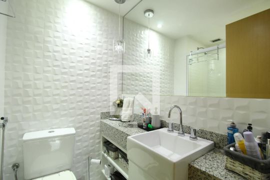 Banheiro social de apartamento à venda com 2 quartos, 72m² em Freguesia (jacarepaguá), Rio de Janeiro