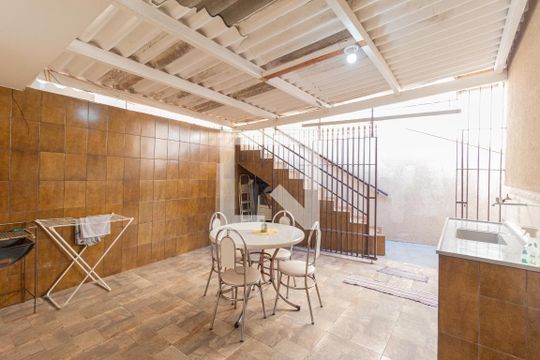 Casa 1Quintal de casa à venda com 6 quartos, 340m² em Santo Antônio, Osasco