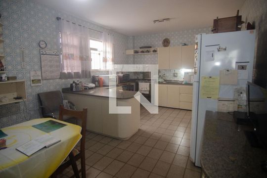 Cozinha de apartamento à venda com 3 quartos, 176m² em Jardim Guanabara, Rio de Janeiro