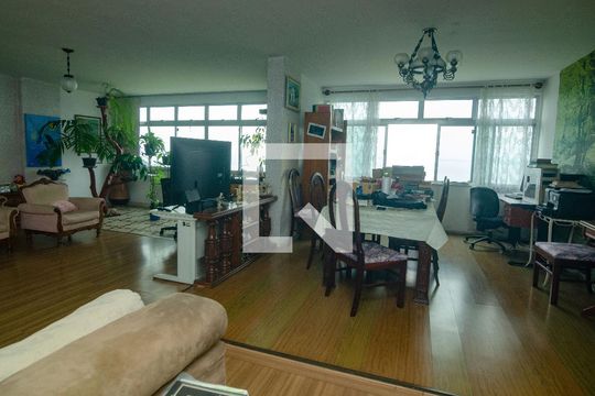Sala de apartamento à venda com 3 quartos, 176m² em Jardim Guanabara, Rio de Janeiro