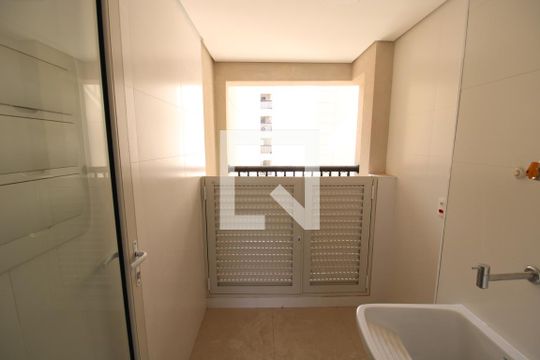 Área de Serviço de apartamento à venda com 3 quartos, 123m² em Vila Ester (zona Norte), São Paulo