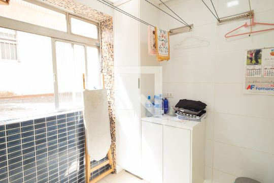 Área de Serviço de apartamento para alugar com 2 quartos, 70m² em Santa Terezinha, São Bernardo do Campo