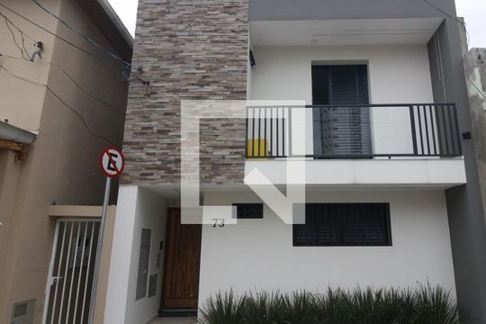 Fachada de kitnet/studio para alugar com 1 quarto, 20m² em Vila Gomes Cardim, São Paulo