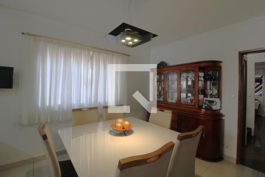 Copa de casa à venda com 3 quartos, 250m² em Jardim Marcel, São Paulo