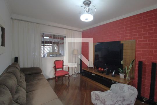 Casa à venda com 3 quartos, 250m² em Jardim Marcel, São Paulo