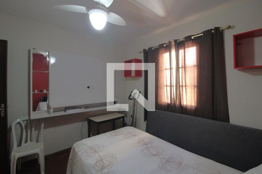 Quarto 1 de casa à venda com 3 quartos, 250m² em Jardim Marcel, São Paulo
