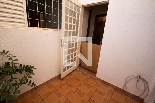 Jardim da Sala de casa para alugar com 5 quartos, 261m² em Alto da Boa Vista, Ribeirão Preto