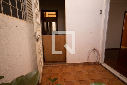 Jardim da Sala de casa para alugar com 5 quartos, 261m² em Alto da Boa Vista, Ribeirão Preto