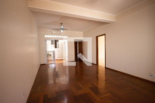 Sala de casa para alugar com 5 quartos, 261m² em Alto da Boa Vista, Ribeirão Preto