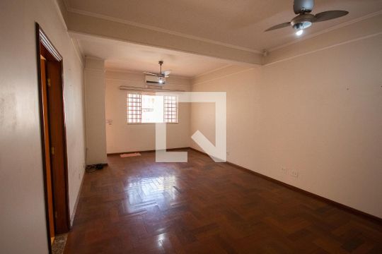 Sala de casa para alugar com 5 quartos, 261m² em Alto da Boa Vista, Ribeirão Preto