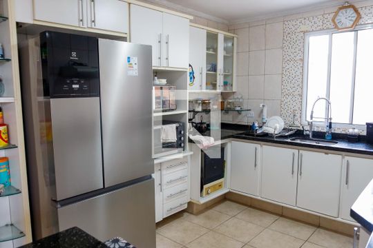 Cozinha de casa à venda com 3 quartos, 222m² em Conj Res Morro Farol, Osasco