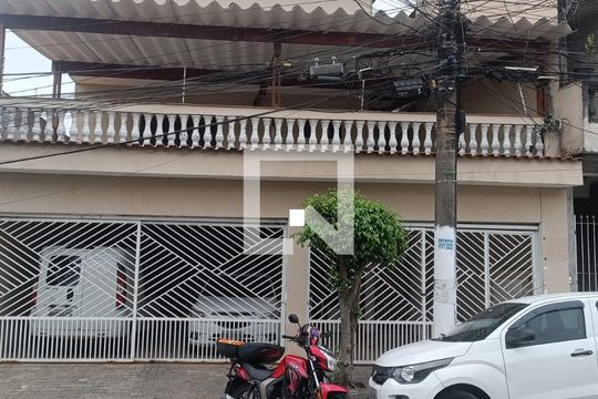 Fachada de casa à venda com 2 quartos, 210m² em Chácara Belenzinho, São Paulo