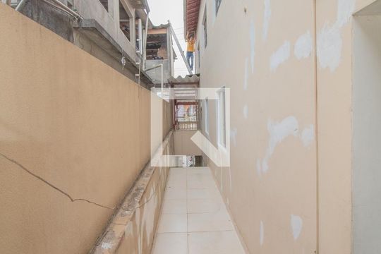 Corredor de casa à venda com 2 quartos, 210m² em Chácara Belenzinho, São Paulo