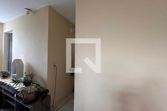 Closet de casa à venda com 2 quartos, 190m² em Freguesia do Ó, São Paulo