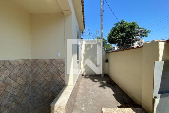 Frente de casa à venda com 3 quartos, 85m² em Engenho de Dentro, Rio de Janeiro