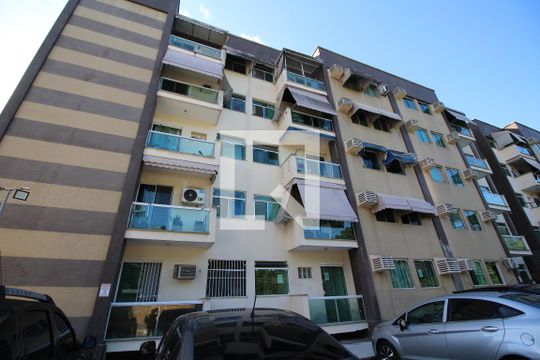 Fachada de apartamento à venda com 2 quartos, 48m² em Jacarepaguá, Rio de Janeiro
