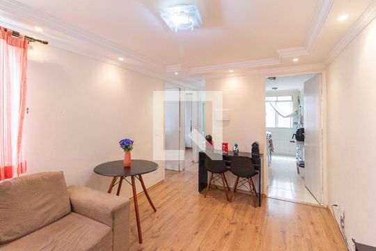 Apartamento à venda com 2 quartos, 47m² em São Pedro, Osasco