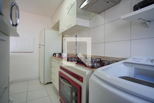 Cozinha de apartamento à venda com 2 quartos, 67m² em São Geraldo, Porto Alegre