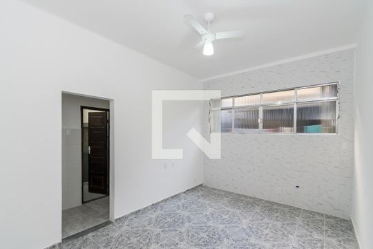 Apartamento para alugar com 2 quartos, 75m² em Olaria, Rio de Janeiro