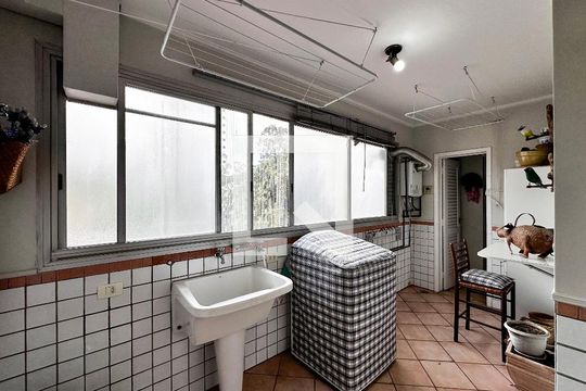 Área de Serviço de apartamento à venda com 3 quartos, 190m² em Santo Amaro, São Paulo