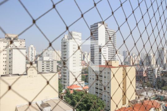 Vista da Sacada de kitnet/studio para alugar com 1 quarto, 43m² em Perdizes, São Paulo